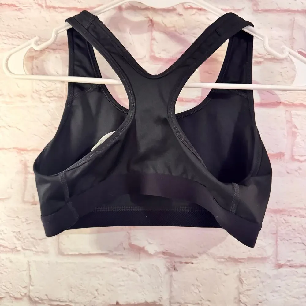 Nike DRI Fit Sports Bra Black and white Sz M 14” pit to pit Excellent condition
